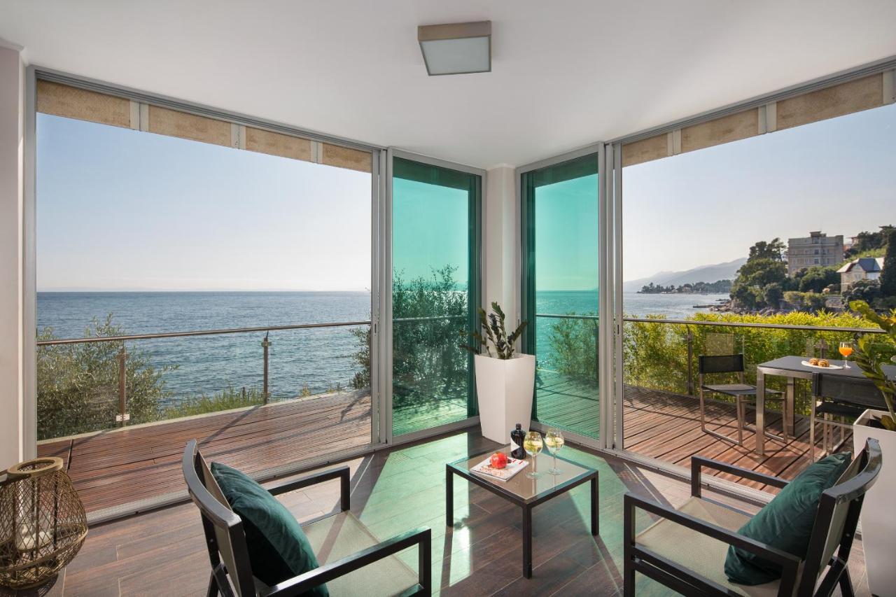 Villa Arentz Residence - Front Sea Apartments Opatija Exterior photo